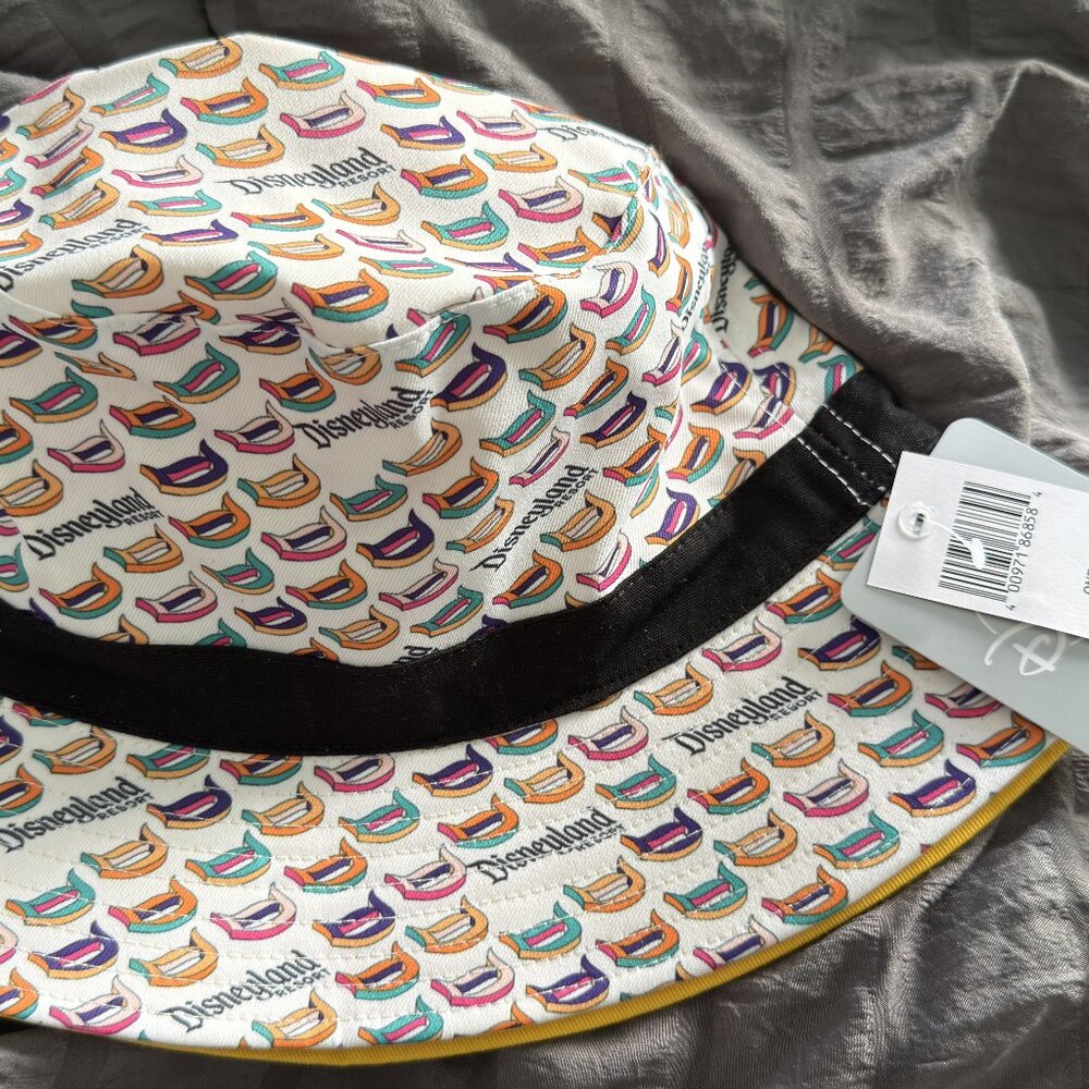 Hat NWT from the Disney Store "Disney Land" Bucket hat